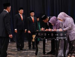 Kakanwil Kemenkumham Sulsel Lantik Tiga Notaris, Tekankan Profesionalisme dan Kode Etik