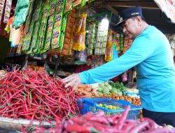 Pj Gubernur Sulbar Pantau Harga Pangan di Mamuju, Beri Atensi pada Cabai, Beras, dan Bawang