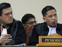 Sidang Lanjutan Sengketa Pilwalkot Palopo di MK, Keabsahan Ijazah Trisal Tahir Dipersoalkan