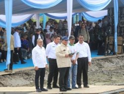 Presiden Prabowo Puji Efektivitas Penggunaan Drone Pertanian, Hanya Sehari Luas Tanam Capai 25 Hektare