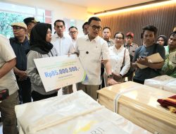 Hadir bagi Pekerja Migran Indonesia: BPJS Ketenagakerjaan Serahkan Santunan Kematian kepada Keluarga PMI Musthakfirin