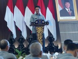 Menkum Supratman Tegaskan ke Pimpinan Kemenkum untuk Jaga Amanah dan Integritas