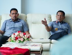 Andi Basmal Imbau Petugas Security dan OB di Kanwil Kemenkum Sulsel Disiplin dan Jaga Layanan Tetap Prima