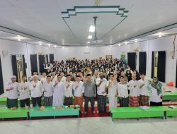 Pencerahan Qalbu UMI untuk Mahasiswa Profesi FKM: Menanamkan Jiwa Islami di Padanglampe