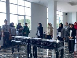 Lantik Empat Notaris Pengganti: Kadiv Yankum Kemenkum Sulsel Tekankan Kehati-hatian dalam Menjalankan Profesi