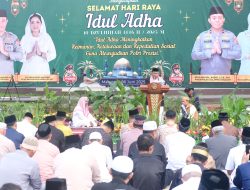 Kapolda Sulsel Laksanakan Sholat Idul Adha Bersama Personel dan Masyarakat di Mapolda Sulsel