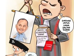 Hakim Konstitusi “Periksa” Ome