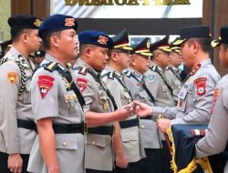 Kapolda Sulsel Pimpin Sertijab dan Pelantikan Pejabat Utama serta Kapolres Jajaran Polda Sulsel